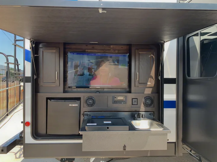 Venture Rv Sporttrek 2022
