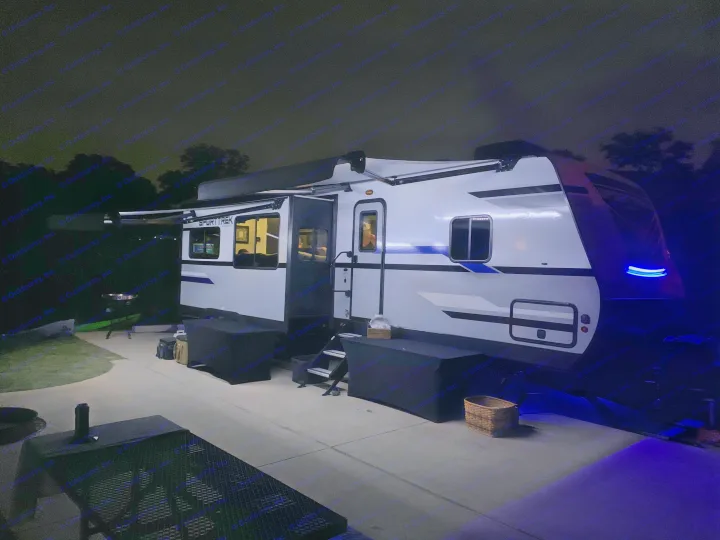 Venture Rv Sporttrek 2022