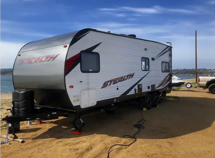 Forest River Stealth 2018