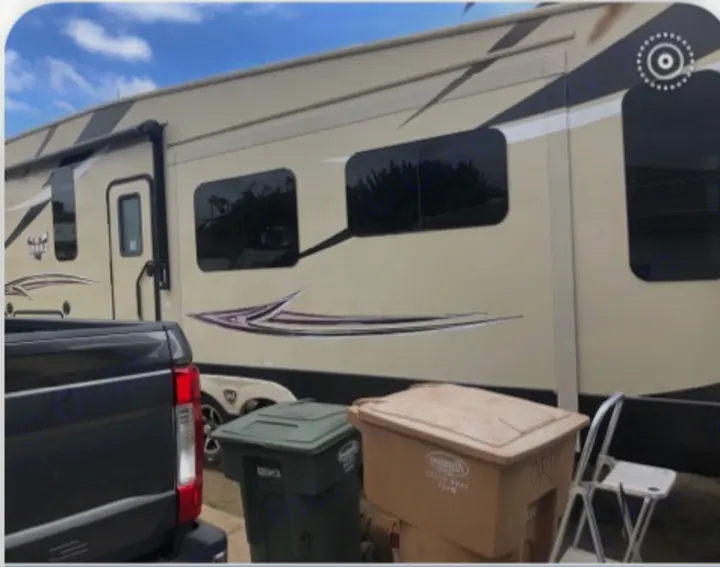 The comfort of home.. Forest River Sabre 2017