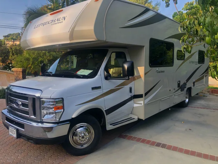 Coachmen Leprechaun 2019