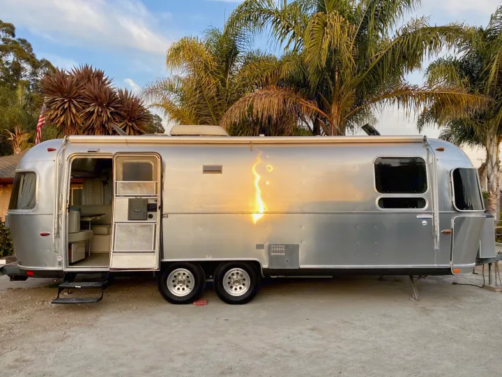 Our Airstream International Serenity model 27FB. . Airstream International Serenity 2011