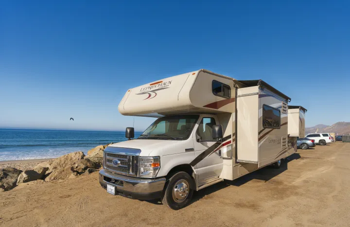 Coachmen Leprechaun 2020