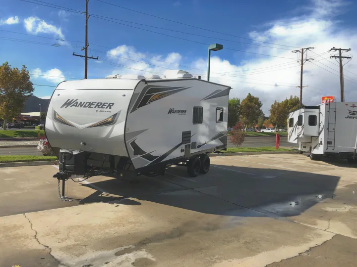 Genesis Supreme Rv wanderer 2021