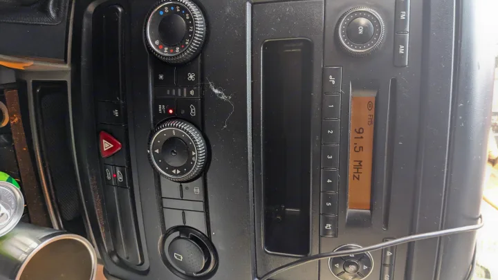 No aux , cd.. Mercedes-Benz Sprinter 2007