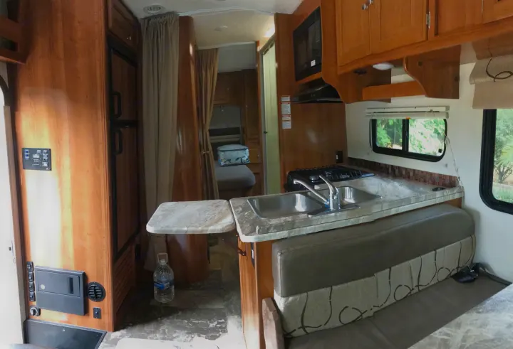 Coachmen Leprechaun 2019