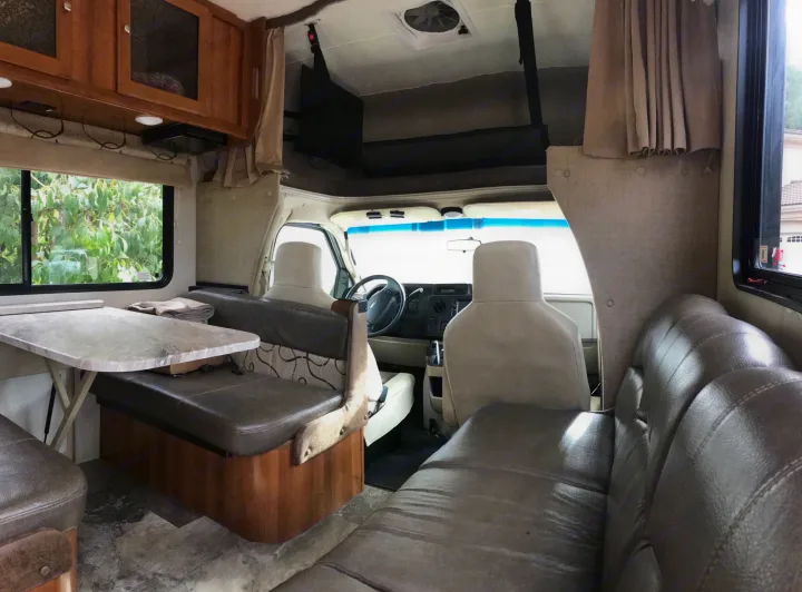 Coachmen Leprechaun 2019