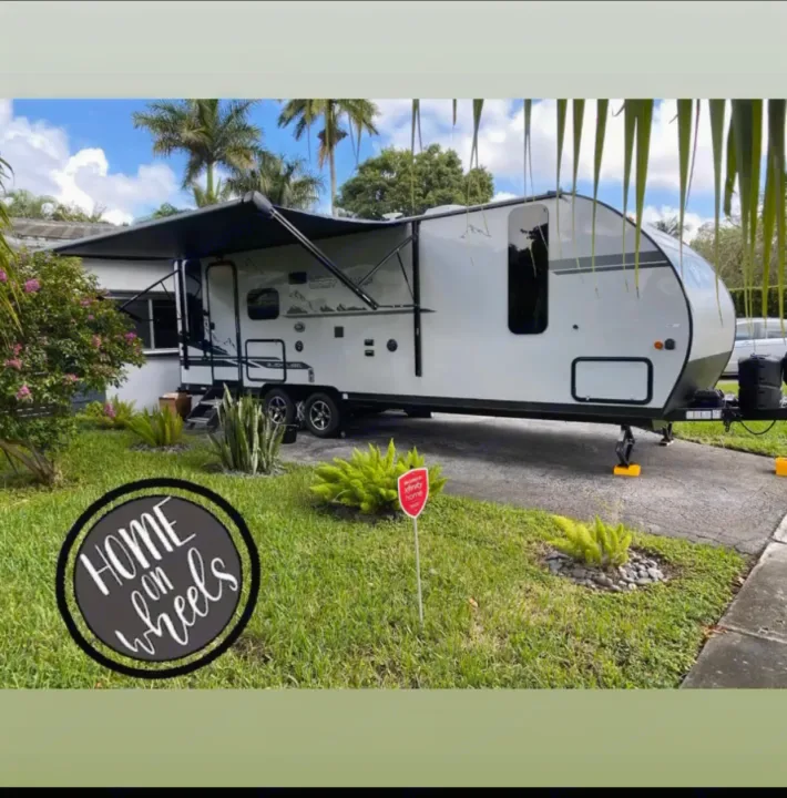 Forest River Cherokee Grey Wolf 2020