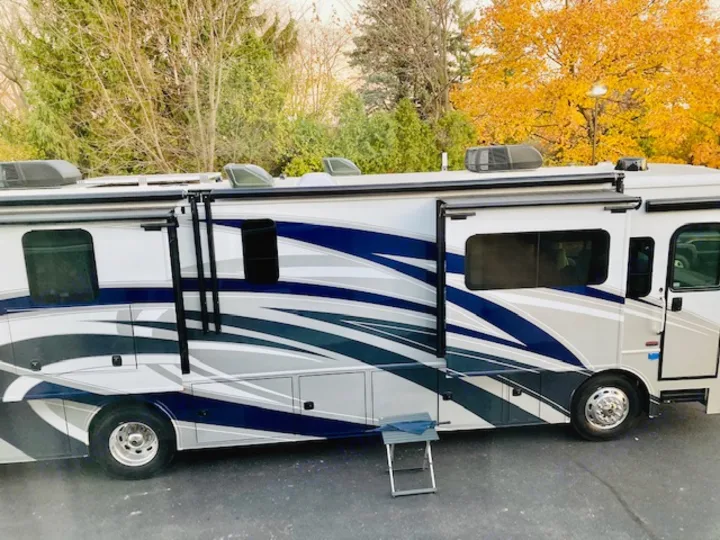 Holiday Rambler Nautica 2021