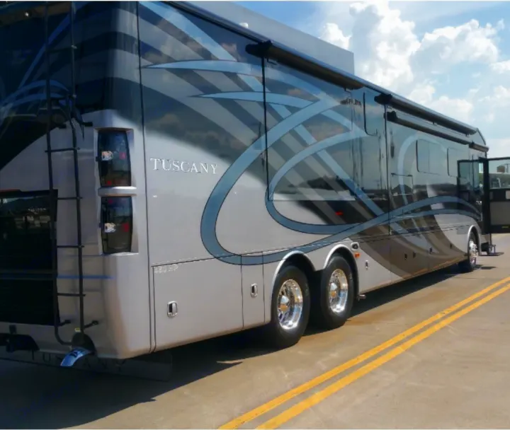 Experience luxury travel! This large grey & black Tuscany RV motorhome, perfect for your next rv rental adventure.. Thor Motor Coach Tuscany 2016