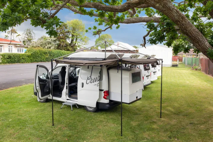 Nissan NV200 2011