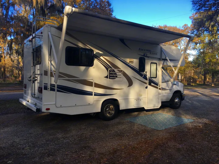 Thor Motor Coach Freedom Elite 22E 2015