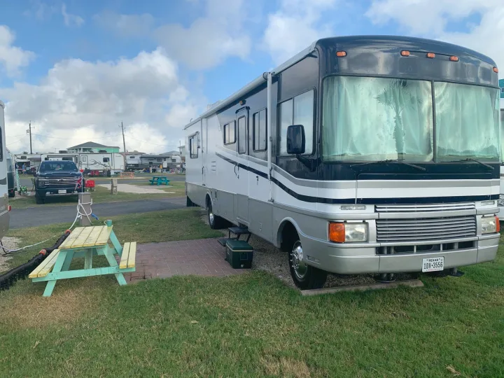 Fleetwood Bounder 1999