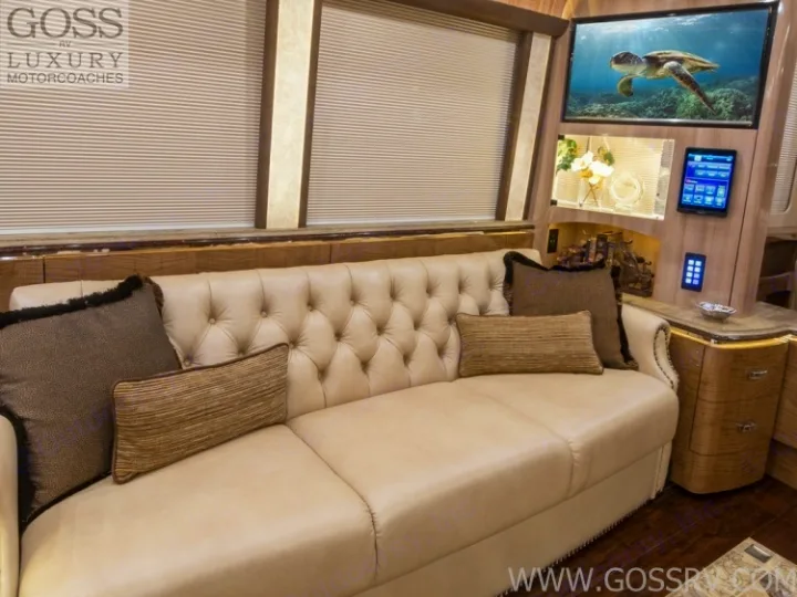 Prevost Marathon Coach 2020