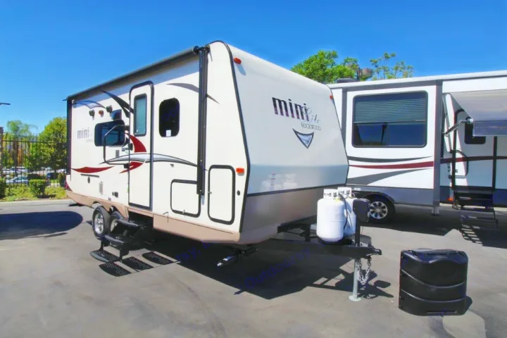 Forest River Rockwood Mini Lite 2017
