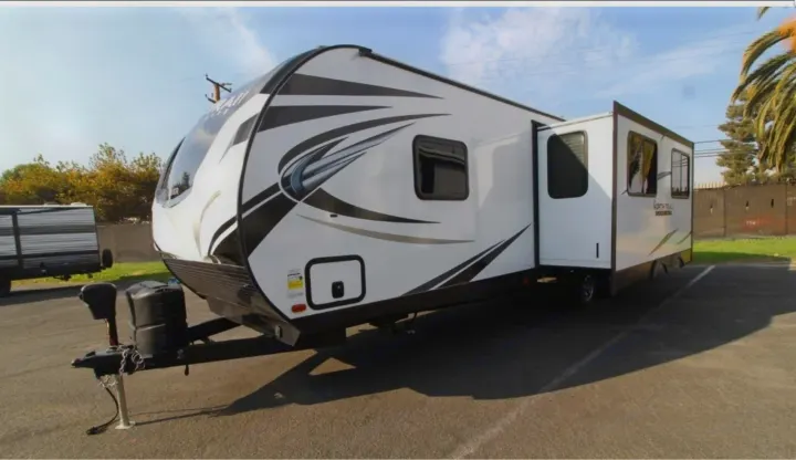 Popout. Heartland RVs North Trail 2021