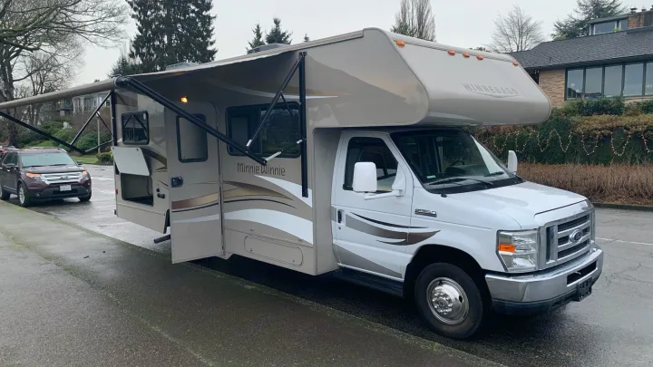 Winnebago Minnie Winnie 2014