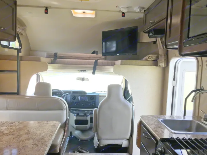 Ford Ford E350 2020