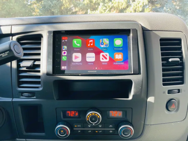 Apple car play & Android Auto. Nissan NV 3500 HD 2020