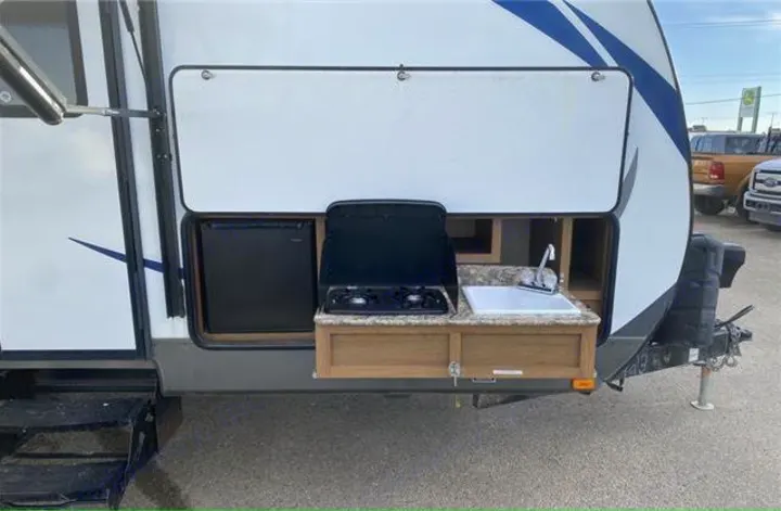 Cruiser Rv Corp Shadow Cruiser 2014
