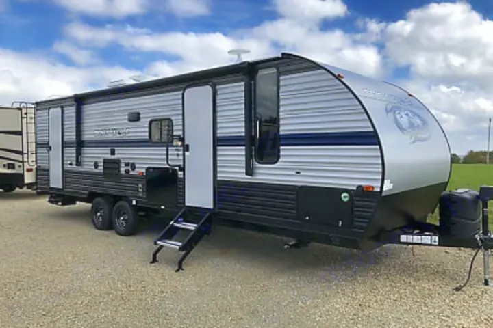 2022 Grey Wolf 26DBH Exterior. Grey Wolf 26DBH 2021