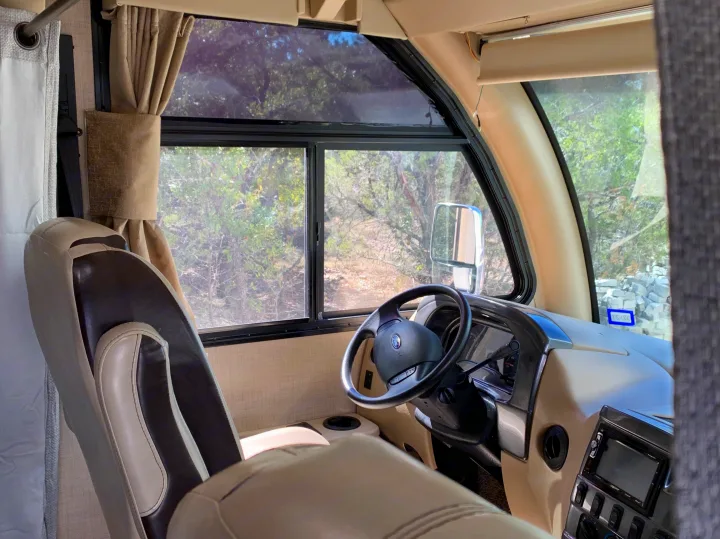 Thor Motor Coach Axis 2019