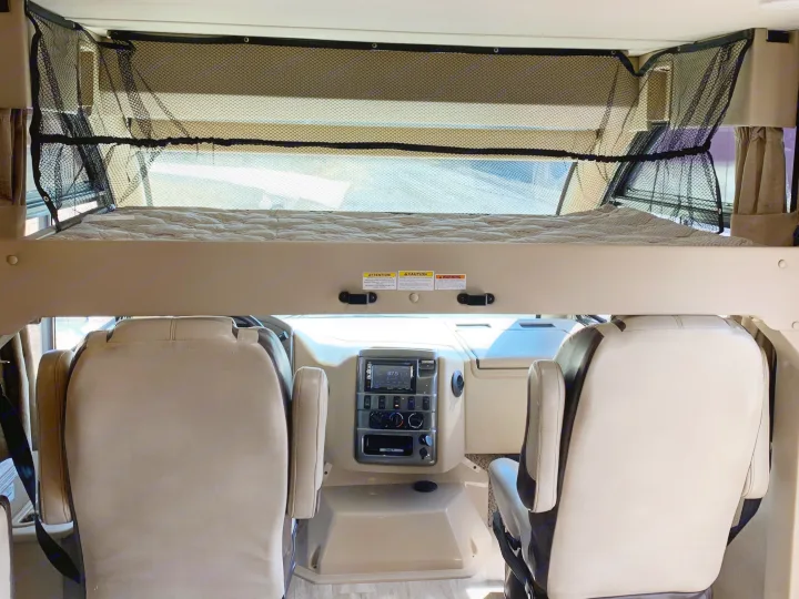 Thor Motor Coach Axis 2019