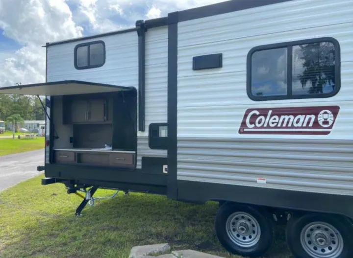 Coleman 337BH 2021