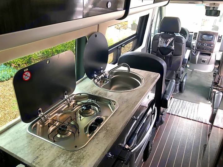 Airstream Interstate 2016