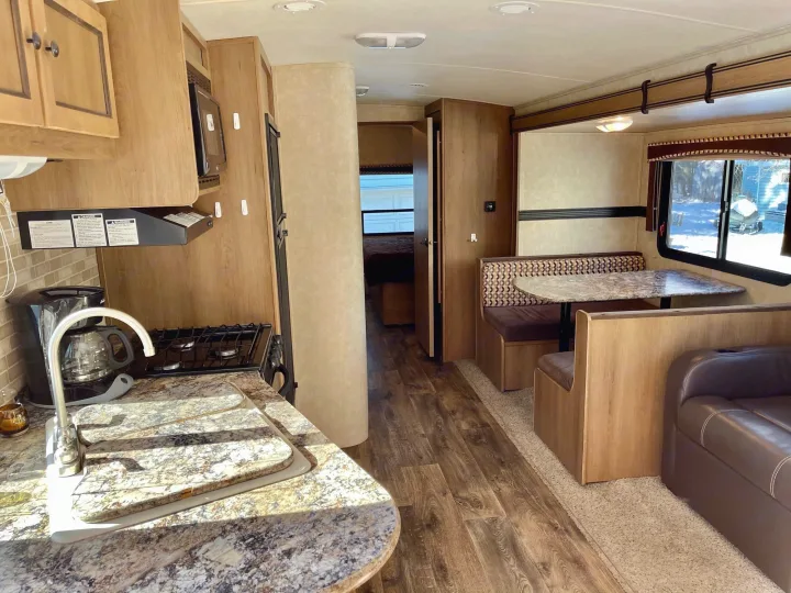 Cruiser Rv Corp Shadow Cruiser 2014