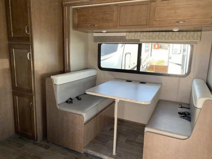 Winnebago Outlook 2019