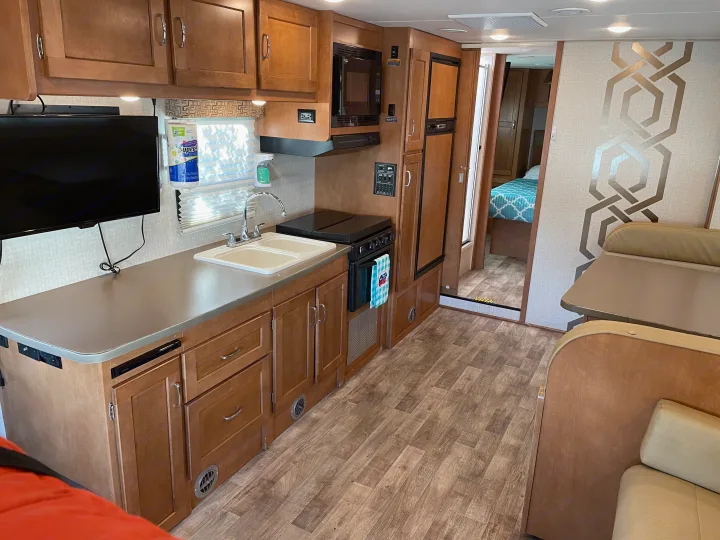 Interior space with slideout pushed out. Winnebago Minnie Winnie 2017