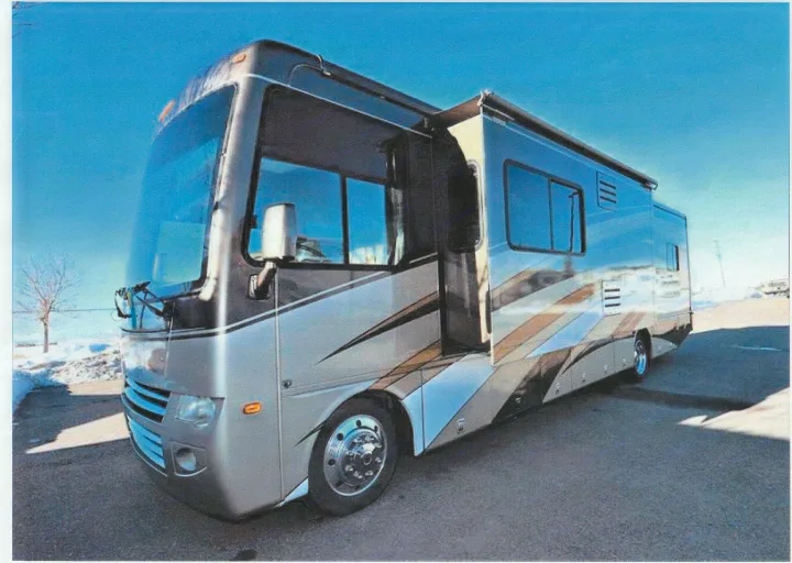 Thor Motor Coach Four Winds Magellan 2009