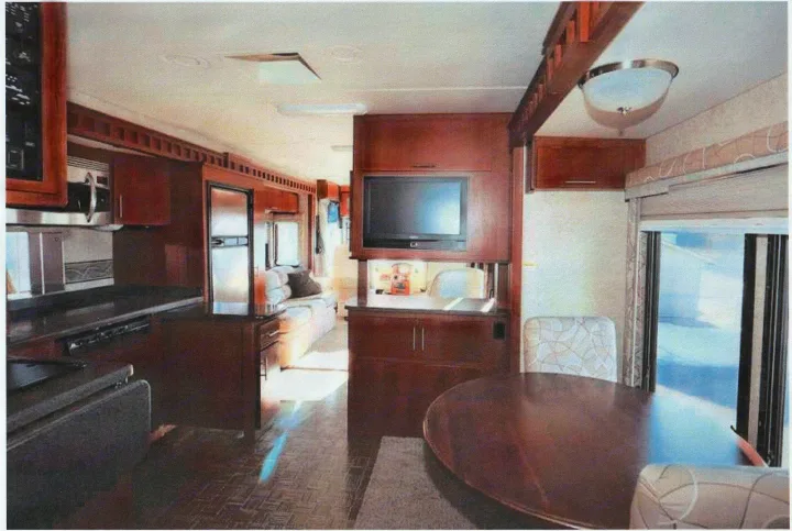 Thor Motor Coach Four Winds Magellan 2009