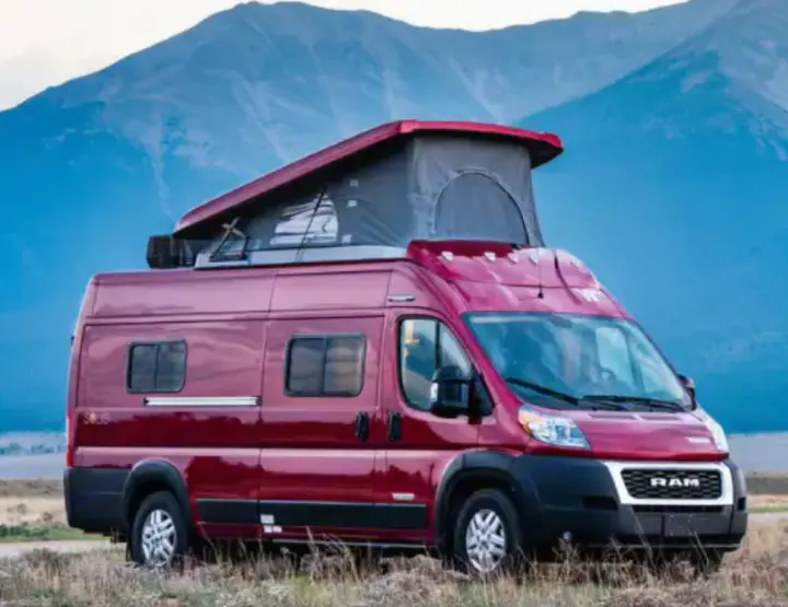 Winnebago Solis 2021