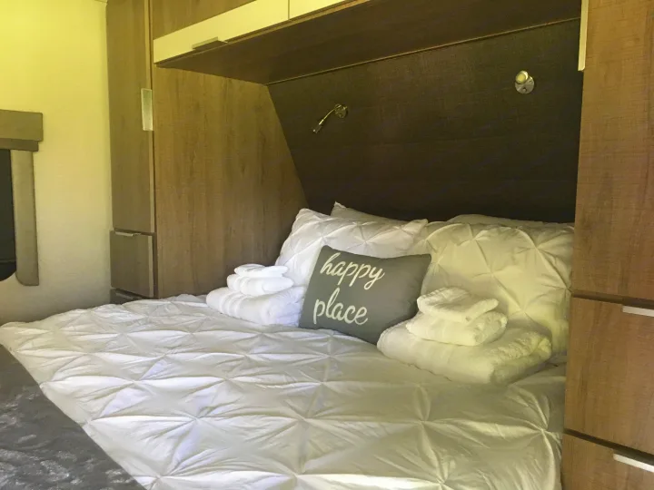 Hotel Grade Bedding and Towels supplied. Grand Design 2250RK 2021