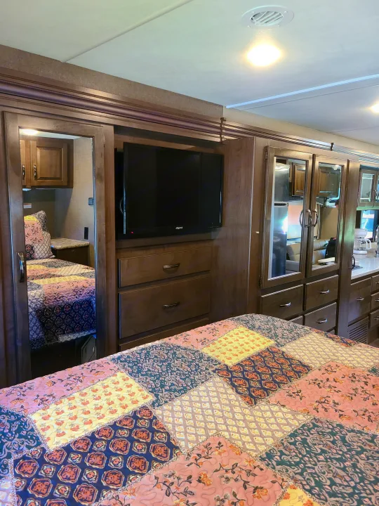 Thor Motor Coach Chateau 2018