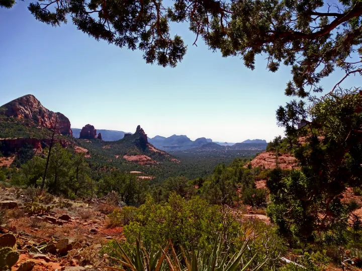 Panoramic Sedona red rock landscape with green valleys. Imagine this stunning view from your RV rental.. Four Winds Majestic 2009