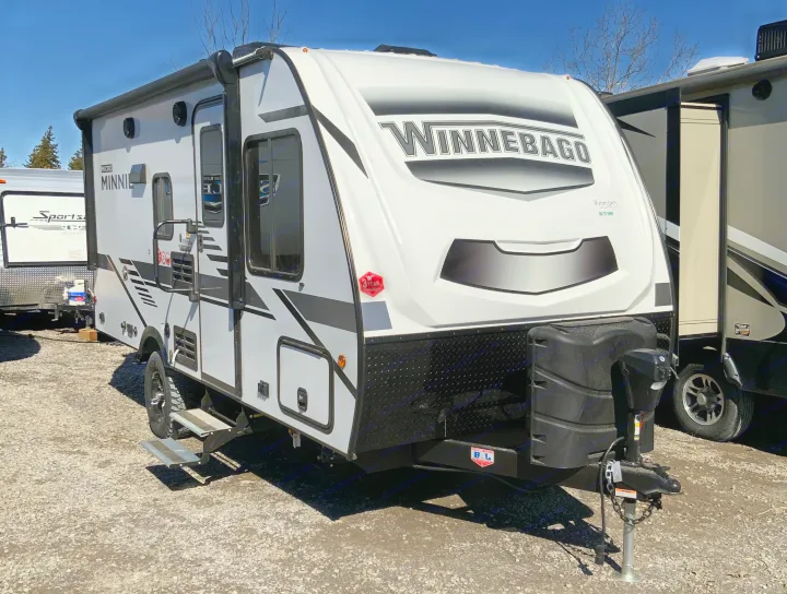 Winnebago Micro Minnie 2021