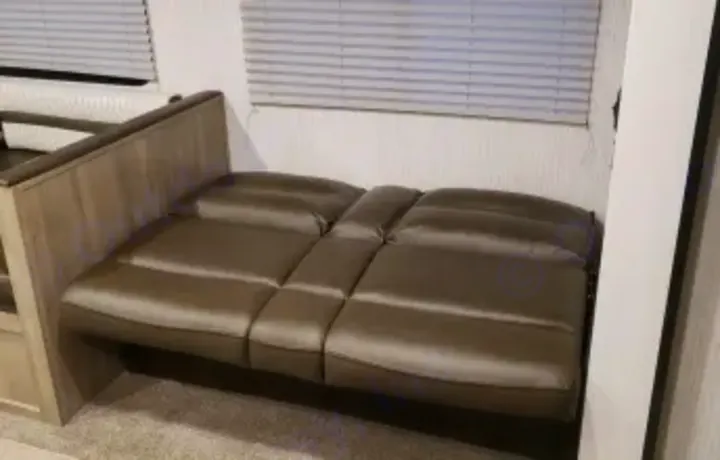 Jack knife sofa sleeper. Forest River Palomino Puma XLE Lite 2021