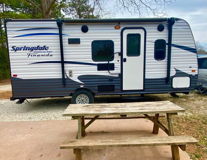 entry side is camper with hand-rail and step.. Other Summerland 2017