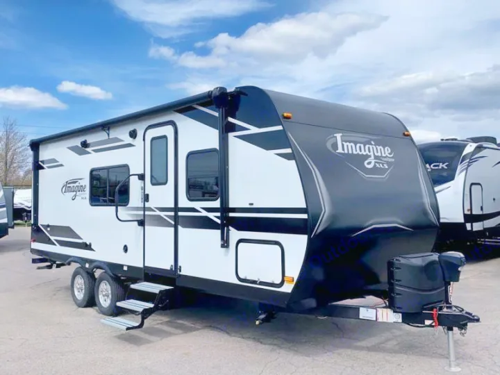 Grand Design Imagine XLS 2021