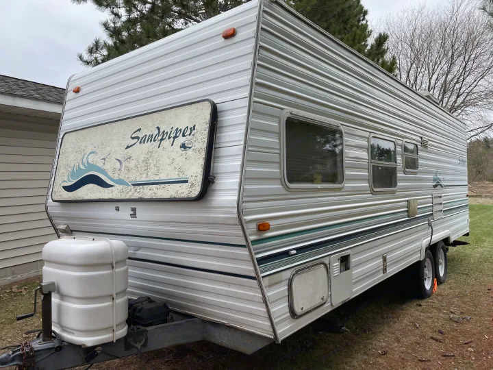 Front view of travel trailer. Forest River Sandpiper 2002