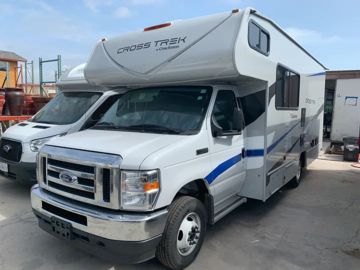 Coachmen Cross Trek 2021
