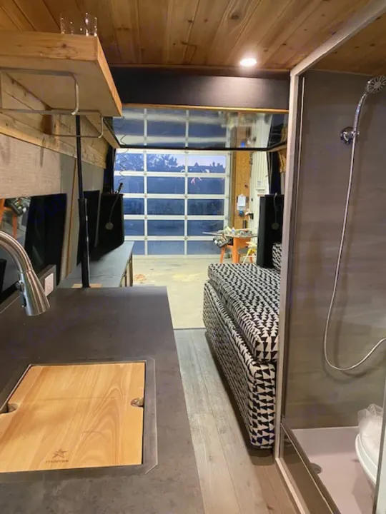 Mercedes AS NEW SPRINTER 4 BERTH DISCOVERY AUTO TURBO DIESEL 2013