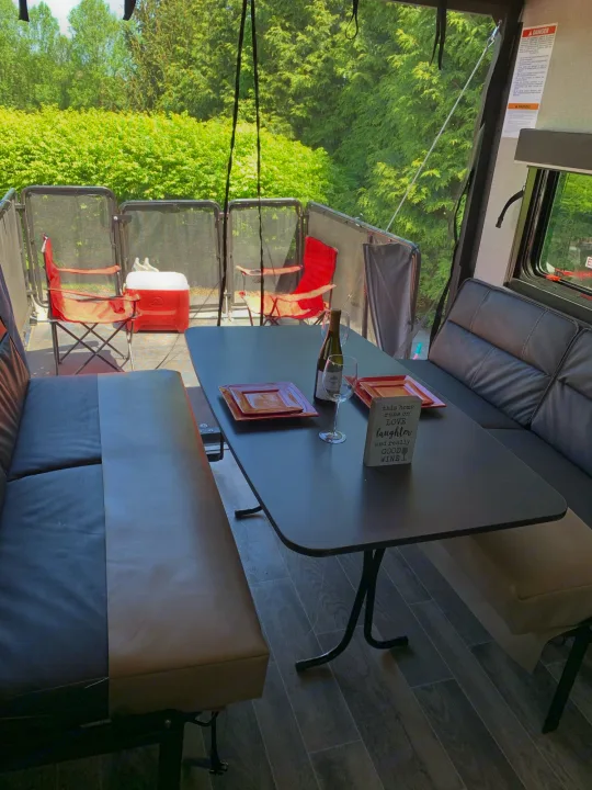 Dining area. Jayco Jay Flight 2021