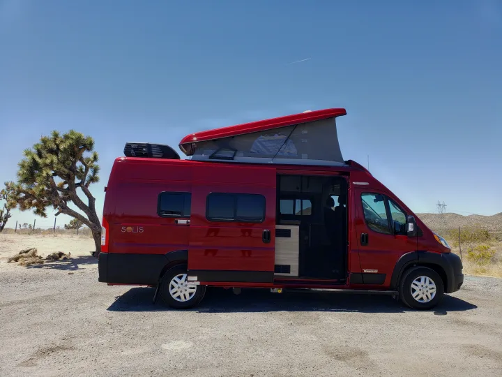 Winnebago Solis 2022