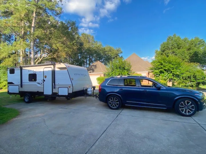 Lightweight RV allows for easy towing. . Dutchmen Other 2021