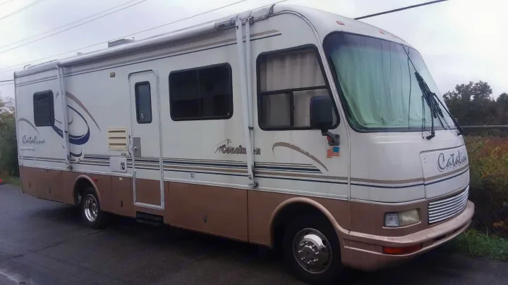 Coachmen Catalina 2000