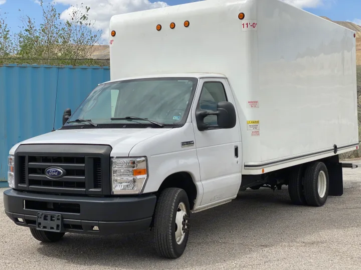 Ford E350 2019